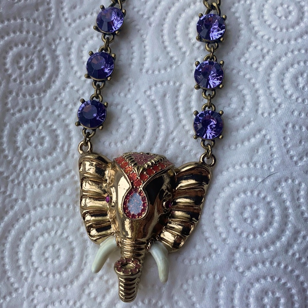 Betsey Johnson elephant necklace